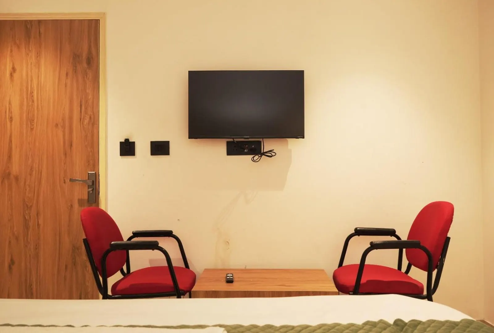 Hotel Star City Delhi -Free Airport Pickup New Delhi
